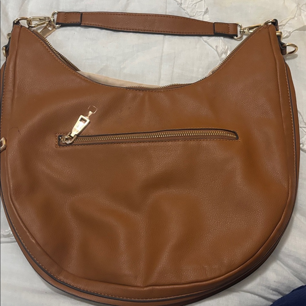 NWOT Inernational concepts shoulder bag - Picture 2 of 10